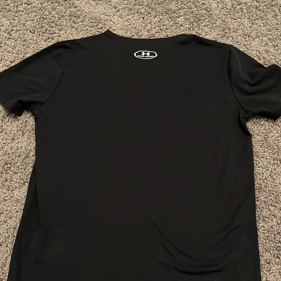 Under Armour short sleeve Tshirt - Youth Large - Picture 4 of 6